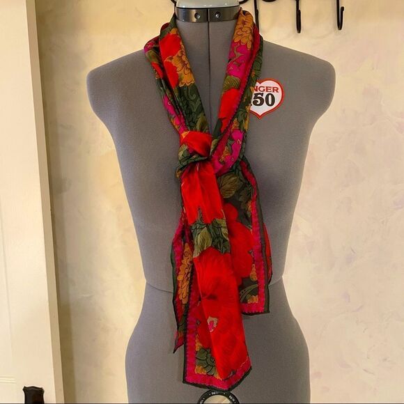 Lucious Floral Silk scarf Mint Vintage roses dahlias Mums reds greens fuschias - Picture 2 of 9